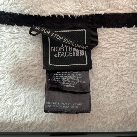 The North Face Light Gray Jacket - Picture 4 of 5